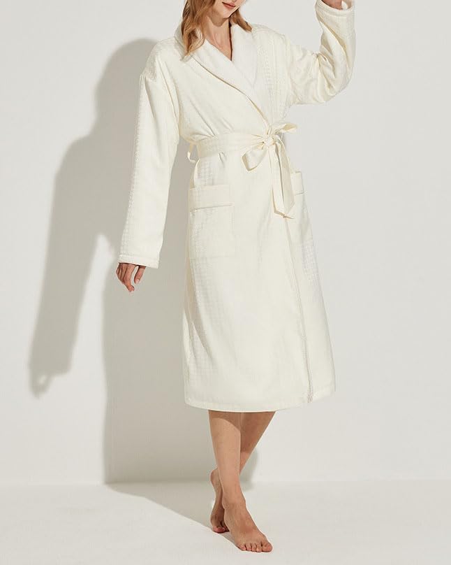 Women's Long Sleeve Fleece Robe with Pockets Jacquard Fluffy Plush Bathrobe