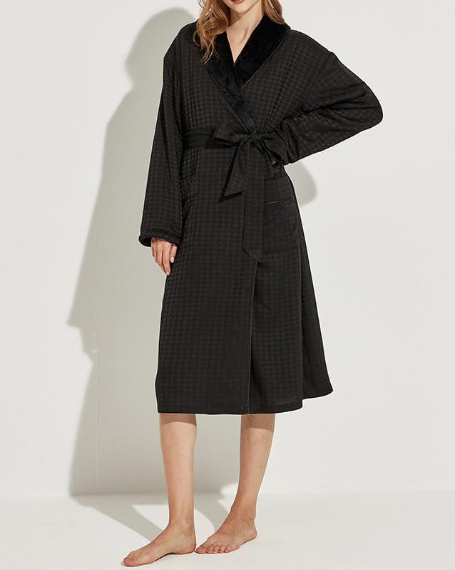 Women's Long Sleeve Fleece Robe with Pockets Jacquard Fluffy Plush Bathrobe