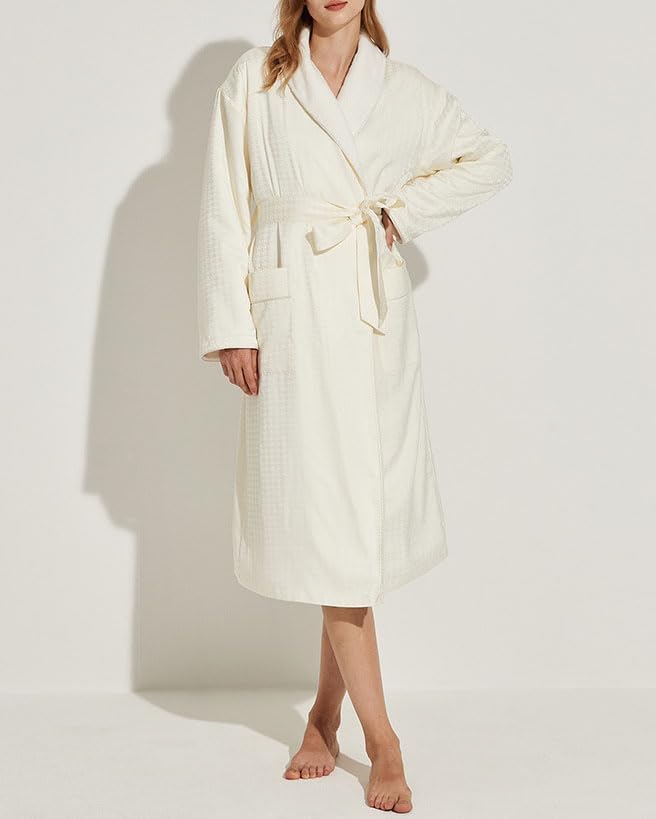 Women's Long Sleeve Fleece Robe with Pockets Jacquard Fluffy Plush Bathrobe