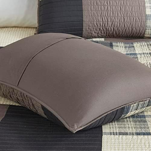 Woolrich Winter Hills Reversible Quilt Set - Cottage Styling Reversed to Solid Color, All Season Lightweight Coverlet, Cozy Bedding Layer, Matching Shams, Oversized Full/Queen, Plaid Tan 3 Piece