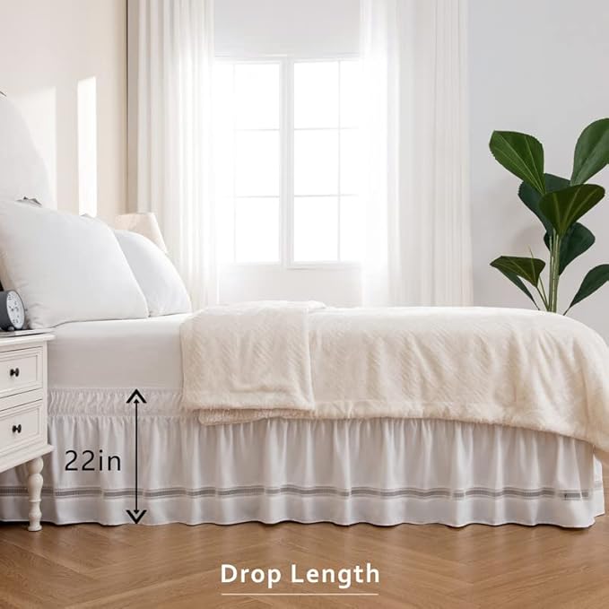 MIYE Wrap Around Ruffled Lace Bed Skirt, Elastic Dust Ruffle with Adjustable Belts, Easy to Put On, Bed Frame Cover, Machine Washable (Ruffled Lace/White, King/Queen-22 Drop)
