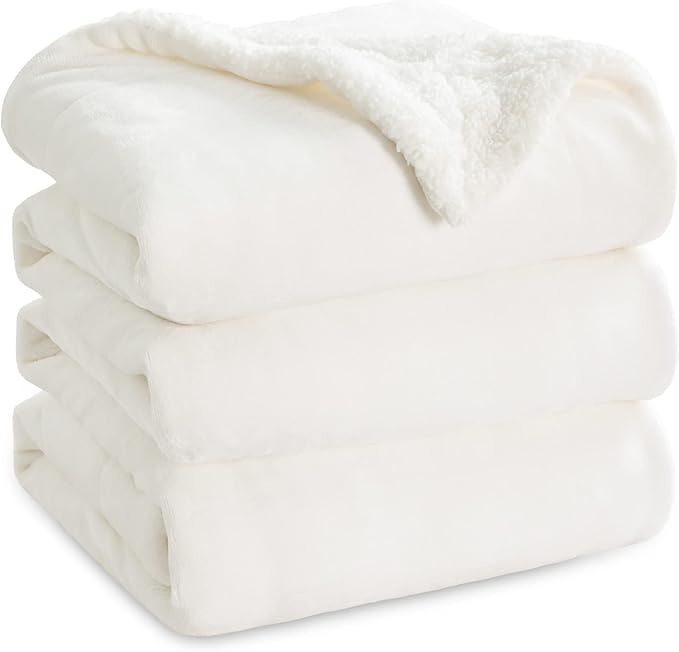 Bedsure GentleSoft Sherpa Fleece Blankets King Size for Bed - Thick and Warm Throw for Women and Men, Soft Fuzzy Plush King Blanket for Winter, White, 108x90 Inches