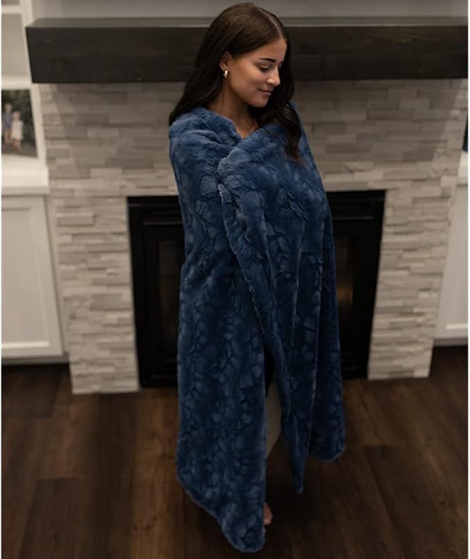 GRACED SOFT LUXURIES Throw Blanket Super Soft Warm Elegant Cozy Comfy Cozy Decorative Textured Faux Fur for Home, Bed, Couch, Sofa, Travel (Large 50" x 60", Blue)
