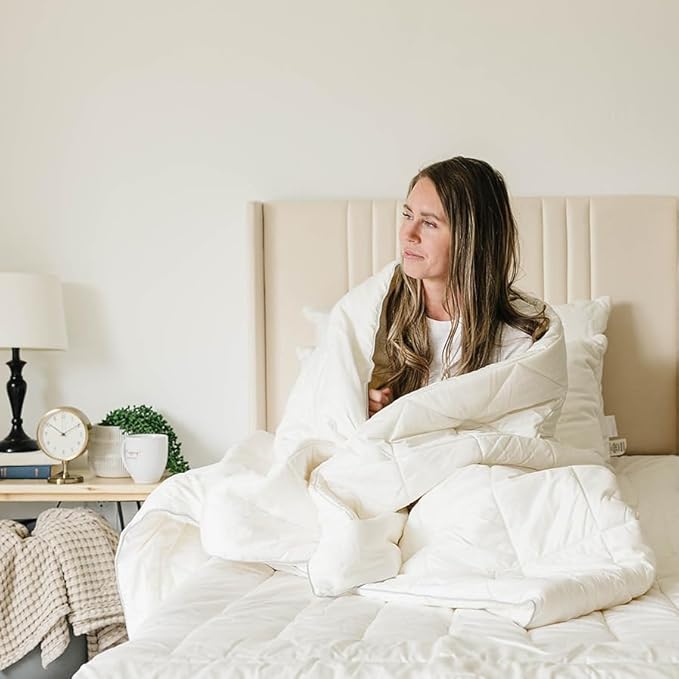 Woolino Premium Australian Wool Duvet Insert Bed Comforter, Mid-Weight Wool Comforter, Washable, Queen