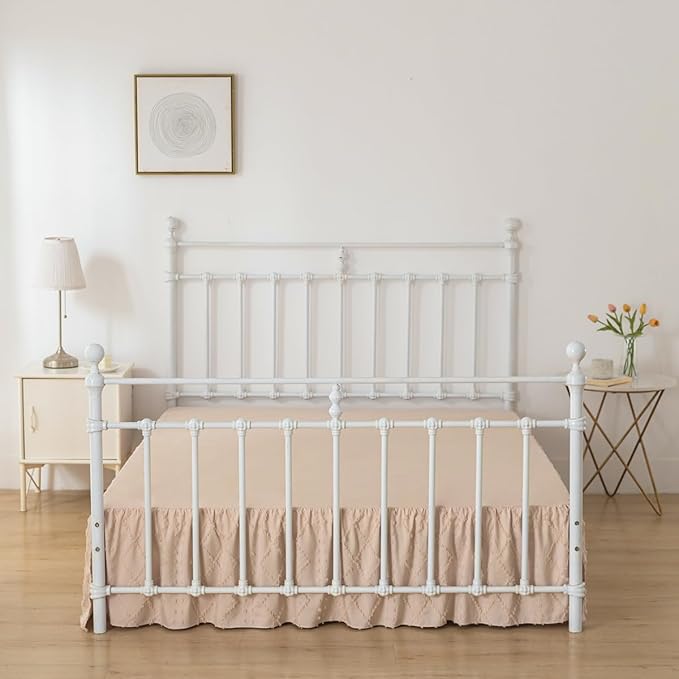 Bed Skirt King Size，Ruffled Cream Bed Skirt with Split Corners，King Bed Skirt 14 Inch Drop, Boho Tufted Shabby Chic King Size Bed Skirt, Bed Skirts King Size