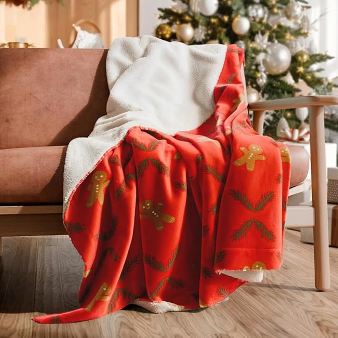 Christmas Sherpa Blanket Throw Size - Reversible Sherpa Fleece Blanket - Super Soft Double Sided Throw for Bed, Sofa, Couch - Thick, Warm, Cozy & Plush - Xmas Winter Bedding - Gingerbread Man, 50x60