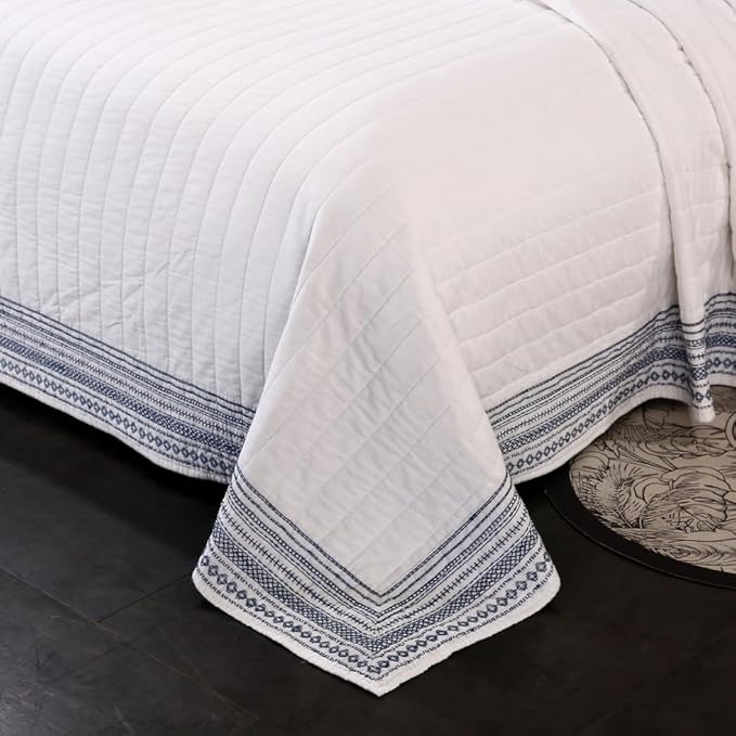 Quilt Set Floral Leaves 3D Embroidery Pattern 2 PCS Cotton Reversible Quilted Embroidered Decorative Bedspreads Coverlet Set, Lightweight &Soft Queen Size Beige Bedding Coverlet for All Season