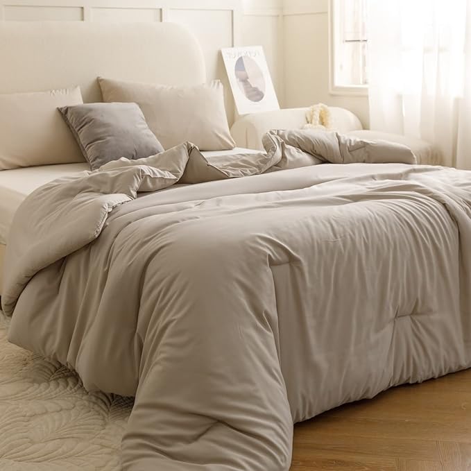 ROSGONIA King Size Comforter Set Oatmeal, 3pcs (1 Boho Comforter & 2 Pillowcases), All Season Bedding Soft Lightweight Bedspread Blanket Quilt