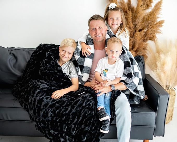Minky Couture Hugs Blanket - Extra Plush Blanket for Premium Gifting - Stretchy Bubbled Cozy Throw - Silky Smooth - Durable & Machine-Washable - Travel-Friendly - Adult, Black