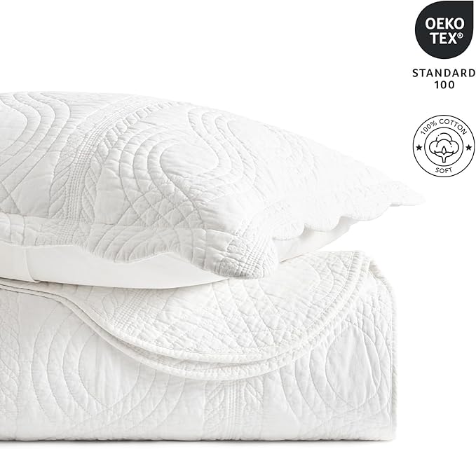 EVERGRACE 100% Cotton Scallop Quilt Set, Queen Size 3 Piece Set – Lightweight Bedspread with 2 Shams, Soft Prewashed Matelasse Coverlet for Cozy and Elegant Bedding, Bright White