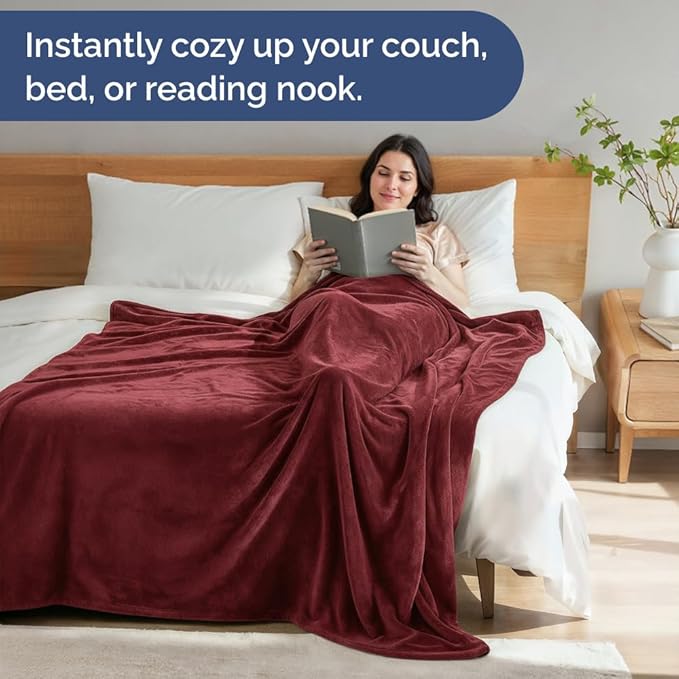 Ultra Soft Fleece Blanket Throw Size - Flannel Fleece Luxury Throw Blanket - Lightweight for Couch Bed Chair - Thick, Warm & Breathable - All Season Cozy Fuzzy Anti-Static Microplush Bedding, Burgundy