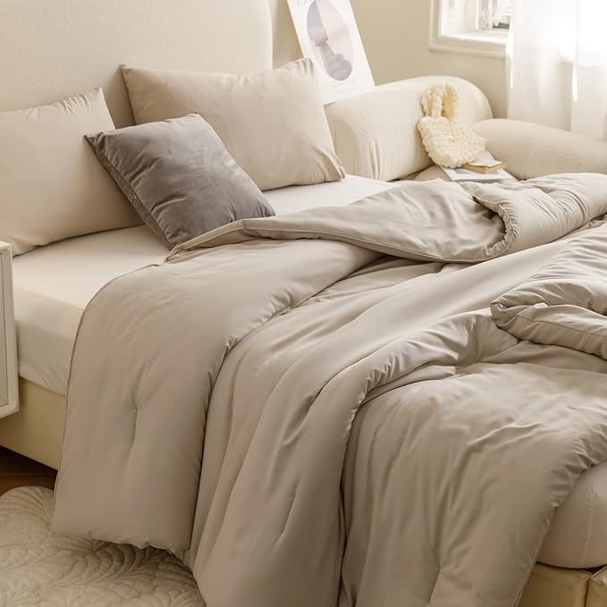 ROSGONIA King Size Comforter Set Oatmeal, 3pcs (1 Boho Comforter & 2 Pillowcases), All Season Bedding Soft Lightweight Bedspread Blanket Quilt