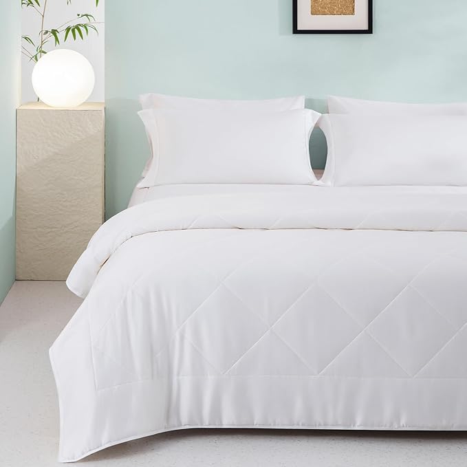 TOSMO 100% Viscose from Bamboo Comforter, Soft Breathable Cooling Silky Duvet Insert, Down Alternative Duvet Insert for Restful Sleep (Full, All Seasons White)