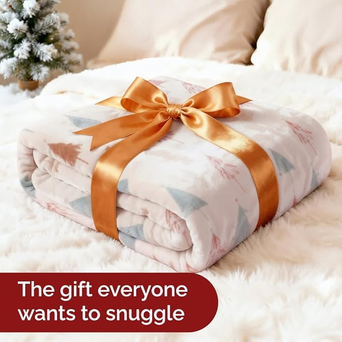 Christmas Sherpa Blanket Throw Size - Reversible Sherpa Fleece Blanket - Super Soft Double Sided Throw for Bed, Sofa, Couch - Thick, Cozy & Plush - Xmas Winter Bedding - Christmas Trees, Pink, 50x60