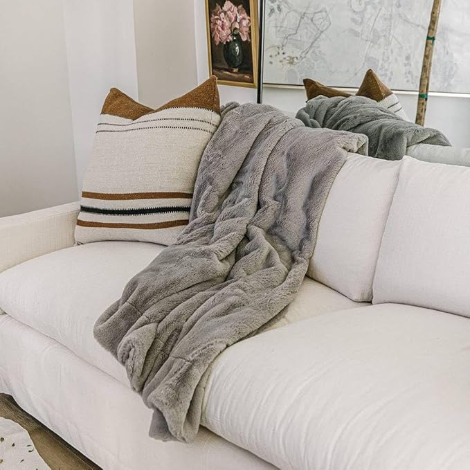 Minky Designs Ash Gray Minky Blanket – Ultra Soft Faux Fur Throw Blanket for Couch, Bed & Home – Fluffy, Warm & Luxurious – Posh Collection (Medium, 50x60)