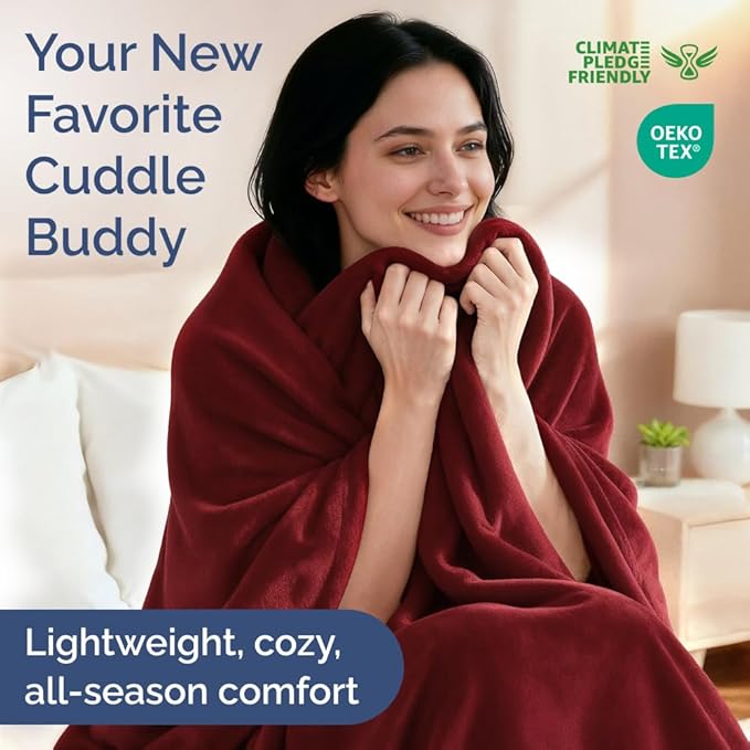 Ultra Soft Fleece Blanket Throw Size - Flannel Fleece Luxury Throw Blanket - Lightweight for Couch Bed Chair - Thick, Warm & Breathable - All Season Cozy Fuzzy Anti-Static Microplush Bedding, Burgundy