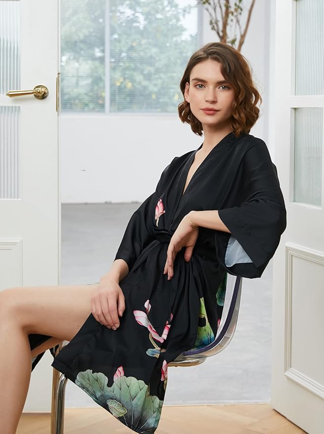 Ledamon Women's Kimono Short Robe - Classic Floral Bathrobe Nightgown