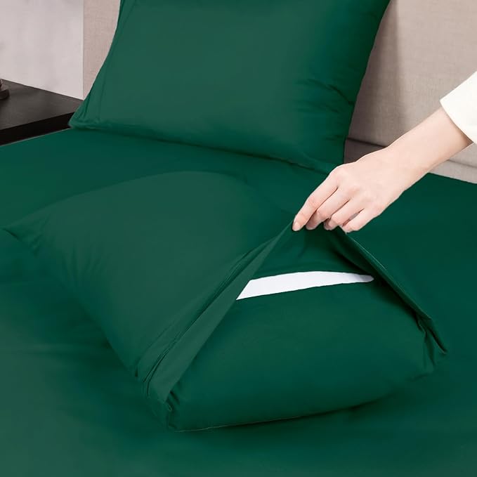 Mejoroom Queen Size Sheet Set - Hotel Luxury 1800 Bedding Sheets & Pillowcases - Deep Pocket Fitted Sheet, Soft, Breathable, Wrinkle & Fade Resistant - 4 Piece (Queen,Emerald Green)