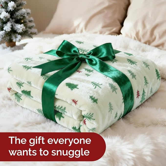 Christmas Sherpa Blanket Throw Size - Reversible Sherpa Fleece Blanket - Super Soft Double Sided Throw for Bed, Sofa, Couch - Thick, Warm, Cozy & Plush - Xmas Winter Bedding - Christmas Trees, 50x60