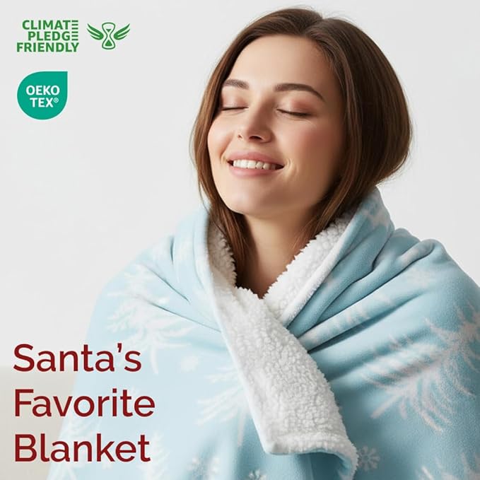 Christmas Sherpa Blanket Throw Size - Reversible Sherpa Fleece Blanket - Super Soft Double Sided Throw for Bed, Sofa, Couch - Thick, Cozy & Plush - Xmas Winter Bedding - Christmas Snowflakes, 50x60