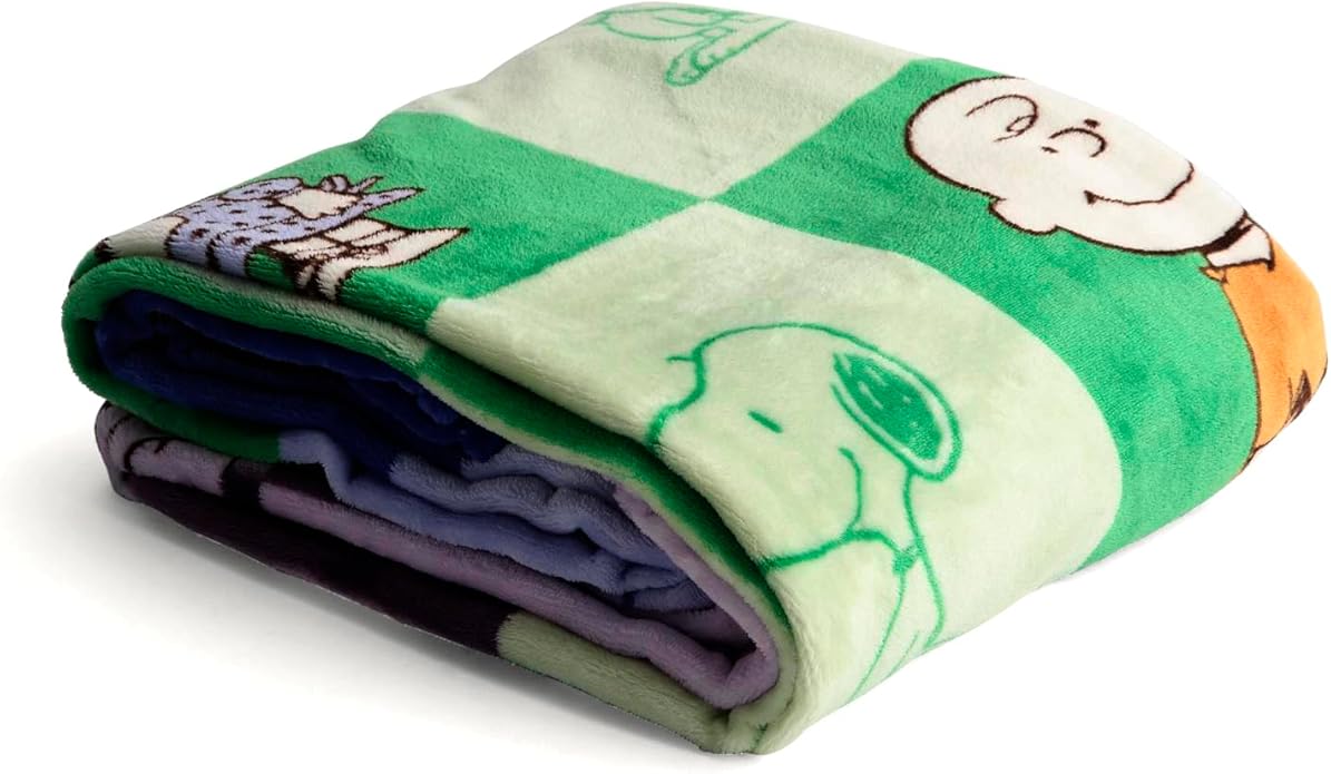 Vera Bradley Women's Disney Fleece Plush Throw Blanket