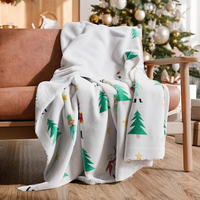 Christmas Sherpa Blanket Throw Size - Reversible Sherpa Fleece Blanket - Super Soft Double Sided Throw for Bed, Sofa, Couch - Thick, Warm, Cozy & Plush - Xmas Winter Bedding - Christmas Print, 50x60
