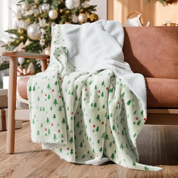 Christmas Sherpa Blanket Throw Size - Reversible Sherpa Fleece Blanket - Super Soft Double Sided Throw for Bed, Sofa, Couch - Thick, Warm, Cozy & Plush - Xmas Winter Bedding - Christmas Trees, 50x60