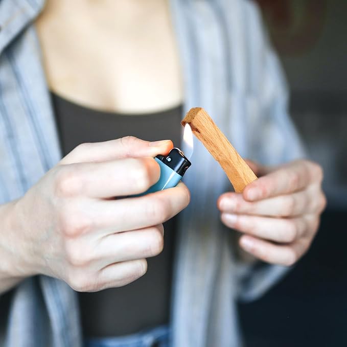 Purifying Holy Wooden Incense Sticks for Meditation Yoga Stress Relief Smudge Stick with Natural Aromatic Fragrance Compact Santo Incense for Home and Office Relaxation