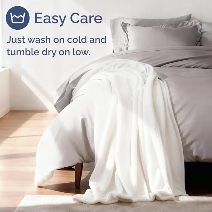 Ultra Soft Fleece Blanket King Size - Flannel Fleece Luxury King Blanket - Lightweight for Couch Bed Chair - Thick, Warm and Breathable - All Season Cozy Fuzzy, Anti-Static Microplush Bedding, White