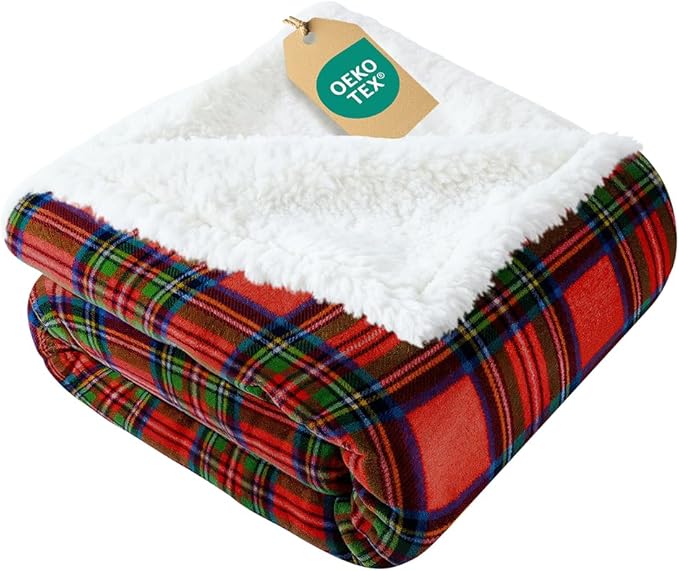 Christmas Sherpa Blanket Throw Size - Reversible Sherpa Fleece Blanket - Super Soft Double Sided Throw for Bed, Sofa, Couch - Thick, Warm, Cozy & Plush - Xmas Winter Bedding - Christmas Tartan, 50x60