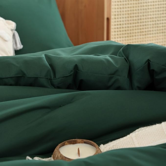 ROSGONIA Twin/Twin XL Comforter Set for College Girls Boys Dark Emerald Green, 1 Comforter 1 Pillowcase, All Season Kids Comforter Sets Dorm Bedding