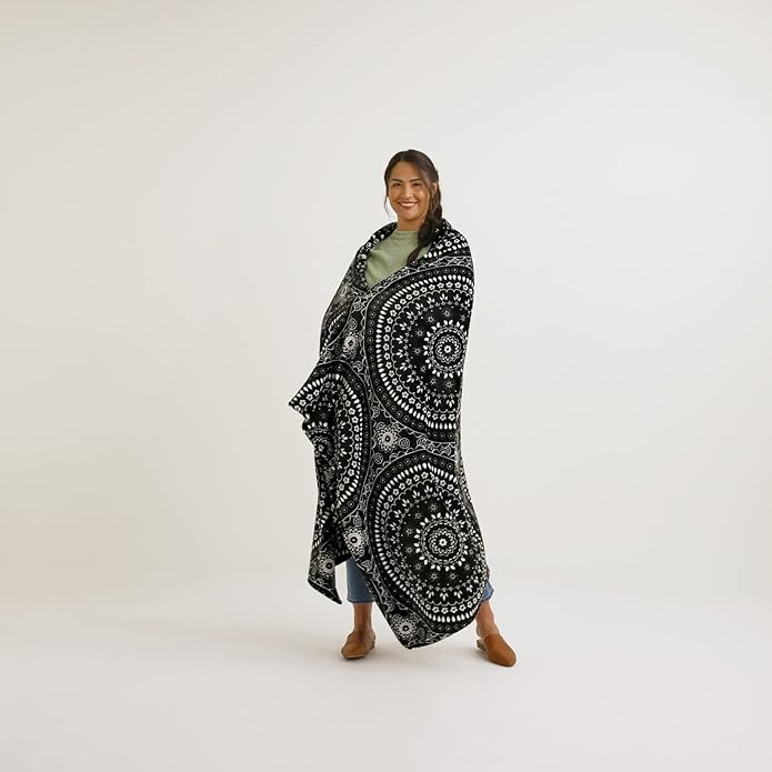 Vera Bradley Women's Disney Fleece Plush Throw Blanket