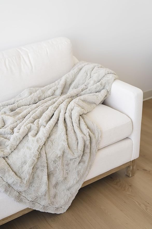 GRACED SOFT LUXURIES Feather Extra Large Faux Fur Throw Blanket | Ultra Soft & Fluffy 60x80 inches | Cozy, Thick & Warm | Perfect for Bed, Couch, and Lounging for Kids & Adults | Feather Gray