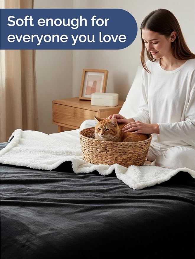 Sherpa Fleece Blanket Throw Size - Reversible Sherpa Fleece Throw Blanket - Super Soft Double Sided for Bed, Sofa, Couch - Thick, Warm, and Plush - Luxurious Bedding for Winter - Black, 50" x 60"