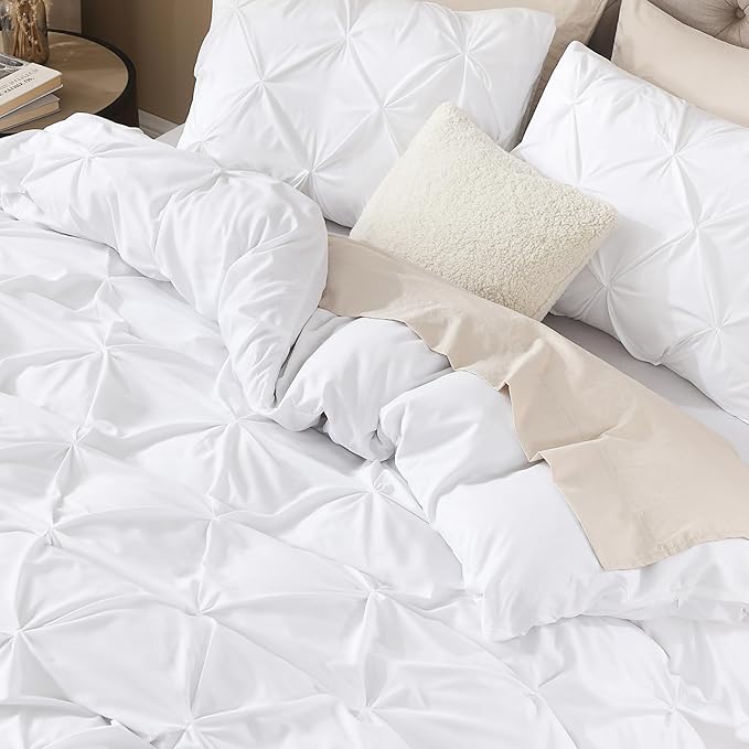 Litanika White King Pinch Pleat Duvet Cover, 3 Pieces Pintuck Cover Soft Microfiber Bedding Set with Zipper Closure & Corner Ties(104x90Inch-1 Duvet Cover, 2 Pillowcases)