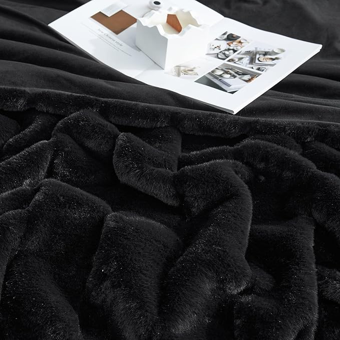 Cozy Bliss Faux Fur Throw Blanket for Couch, Cozy Warm Plush Striped Blanket for Sofa Bedroom Living Room, 60 * 80 Inches Black