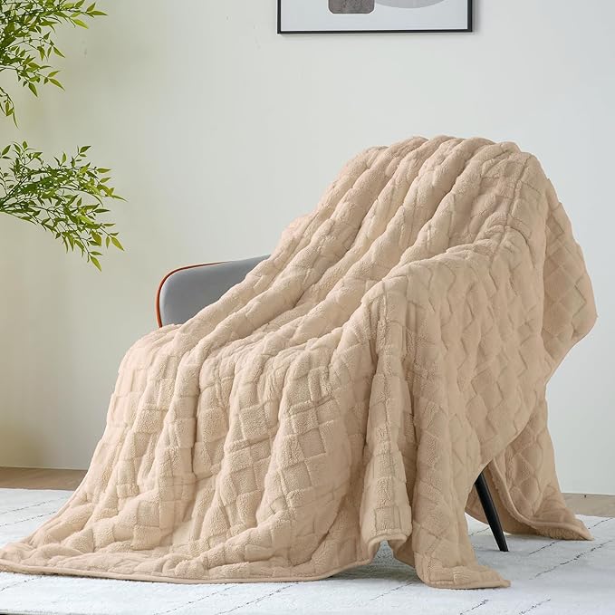 Uttermara Sherpa Fleece Weighted Blanket Full Size(15lbs, 48" x 72", Khaki), 3D Jacquard Checkered Warm Sherpa Heavy Blanket for Adults, Soft Fuzzy Weighted Blankets for Couch Bed Sofa