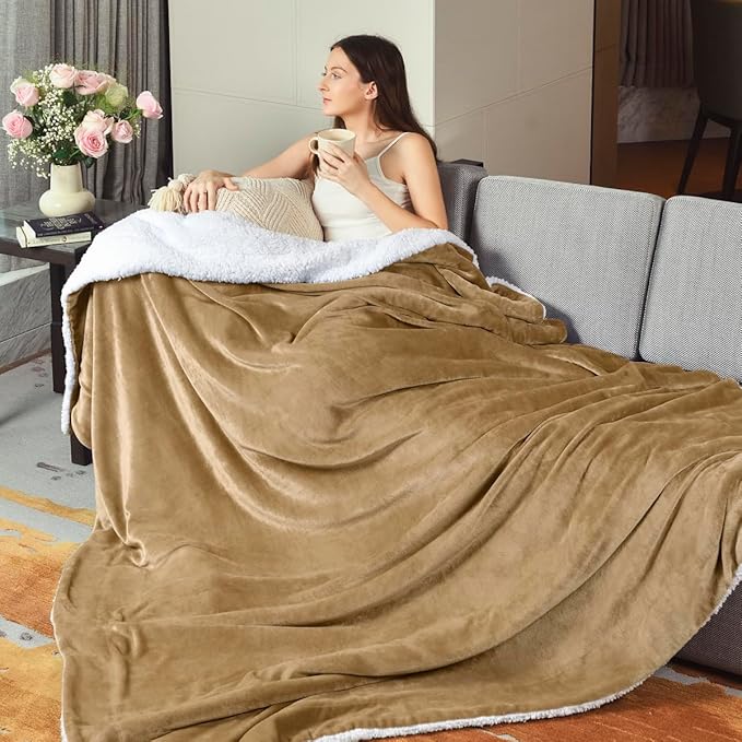 KAWAHOME Sherpa Fleece Queen Size Blanket for Bed - Extra Warm and Heavy Thick Blankets for Winter, Super Soft 500GSM Plush Blanket, 90"X 90" Camel
