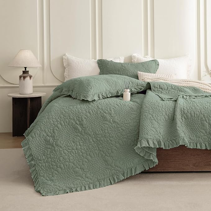 QSH 3PCs Olive Green Oversized King Quilt Bedspread Set(120"x120"),Stonewashed Cotton Ruffled Quilt California King,Ultra Soft Lightweight Crinkled Shabby Bedspread Coverlet Bed Set for All Seasons