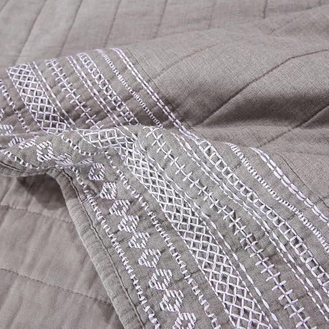 Quilt Set Floral Leaves 3D Embroidery Pattern 2 PCS Cotton Reversible Quilted Embroidered Decorative Bedspreads Coverlet Set, Lightweight &Soft Queen Size Beige Bedding Coverlet for All Season