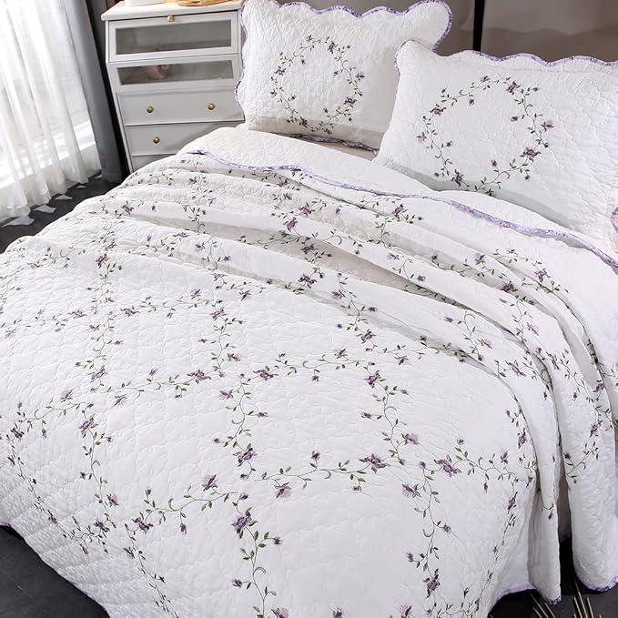 vctops 3-Piece Elegant Floral Embroidered Bedspread Coverlet Set Twin Size 100% Cotton Reversible Patchwork 1 Quilt and 2 Pillow Shams (Purple,Twin)