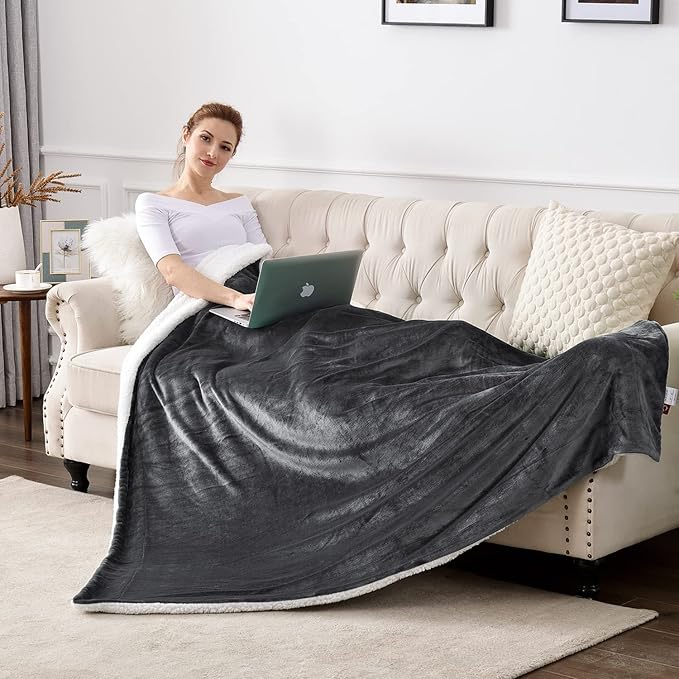SOCHOW Sherpa Fleece Throw Blanket, Reversible Super Soft Luxurious Plush Blanket Twin Size, Dark Grey