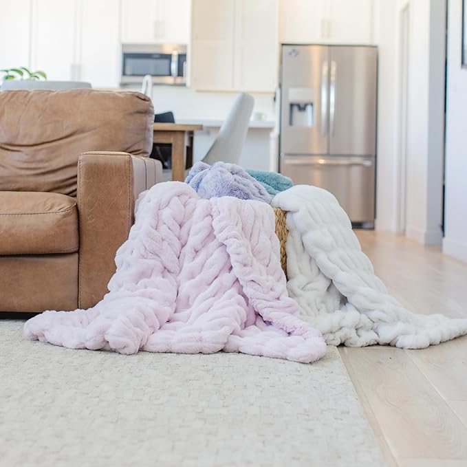 Minky Designs Blossom Pink Minky Blanket – Ultra Soft Faux Fur Throw Blanket for Couch, Bed & Home – Fluffy, Warm & Luxurious – Chic Collection (X-Large, 60x84)