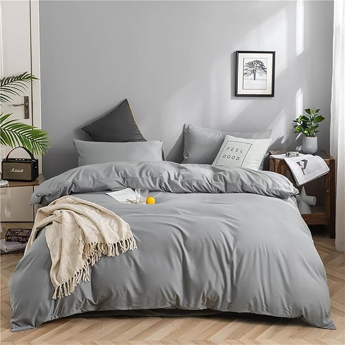 KAREVER Silver Comforter Queen Light Gray Bedding Set 3 Pieces Comforter Set 1 Queen Comforter (90x90 inches) with 2 Pillowcases (20x26 inches)