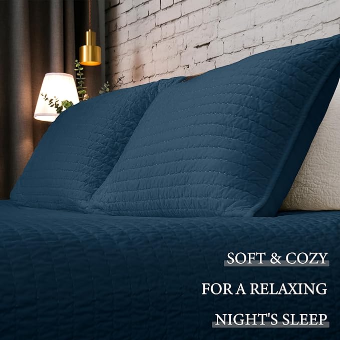 ELEGANT LIFE HOME Velvet Quilt Oversized King Reversible Royal Cotton Velvet Pic-Stitch Bedding Quilt - King Size - 108'' x 92'', Navy