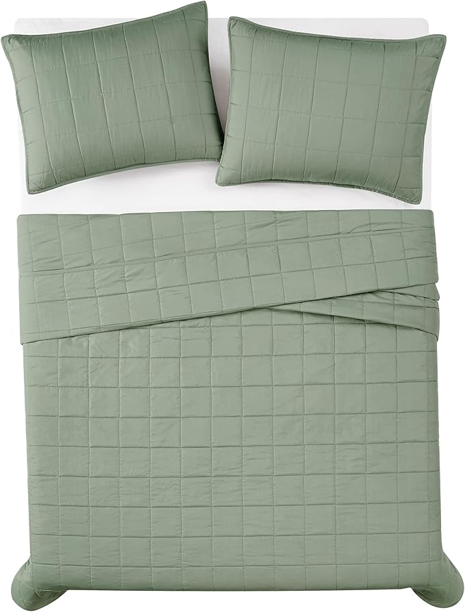 LONDON FOG Garment Washed Solid Quilt Set Green Microfiber 3-Piece King Quilt Set, Solid Themed, Adult and Teen, Oeko-TEX Certified