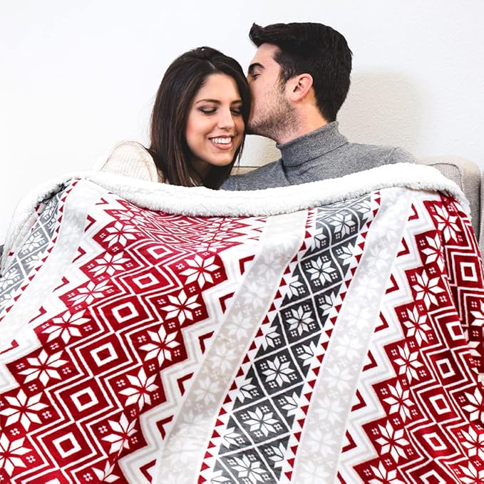 PAVILIA Premium Christmas Sherpa Throw Blanket | Christmas Decoration, Fleece, Plush, Warm, Cozy Reversible Microfiber Holiday Blanket 50 x 60