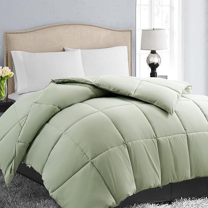 EASELAND Twin XL Down Alternative Comforter - Quilted Duvet Insert for All Seasons, Soft Lightweight with Corner Tabs, Summer Winter Warm Bedding, Sage Green 68×92 Inches