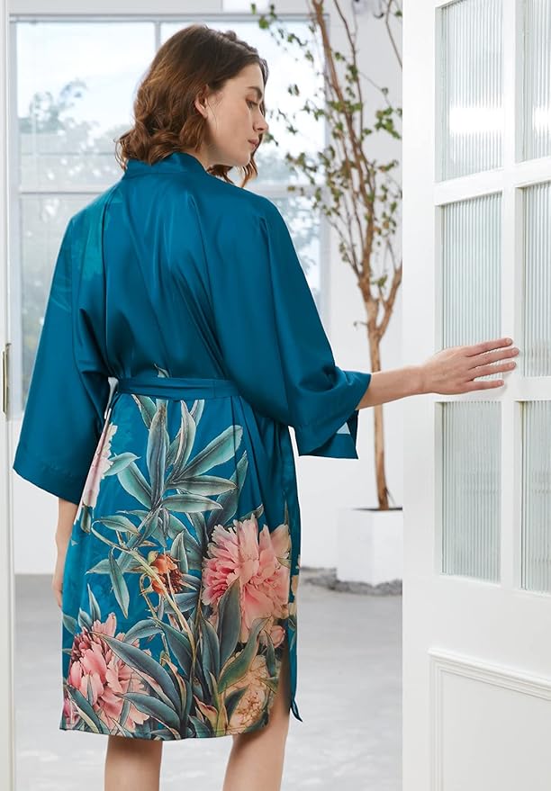 Ledamon Women's Kimono Short Robe - Classic Floral Bathrobe Nightgown
