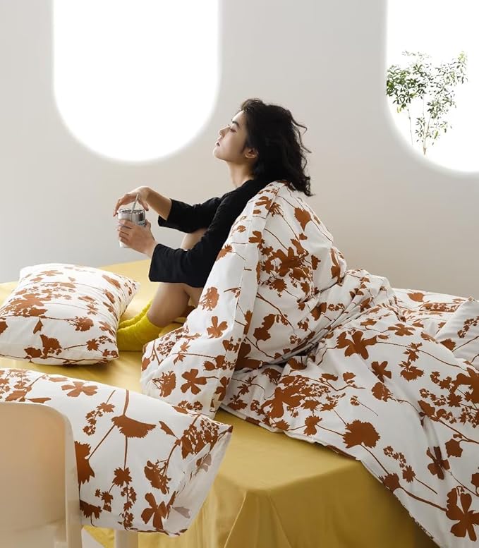 KAREVER Pumpkin Botanical Comforter Set Full White and Pumpkin Floral Plant Bedding Comforter Set Girls Pumpkin Color Blossom Leavs Printed on White Blanket Full Size